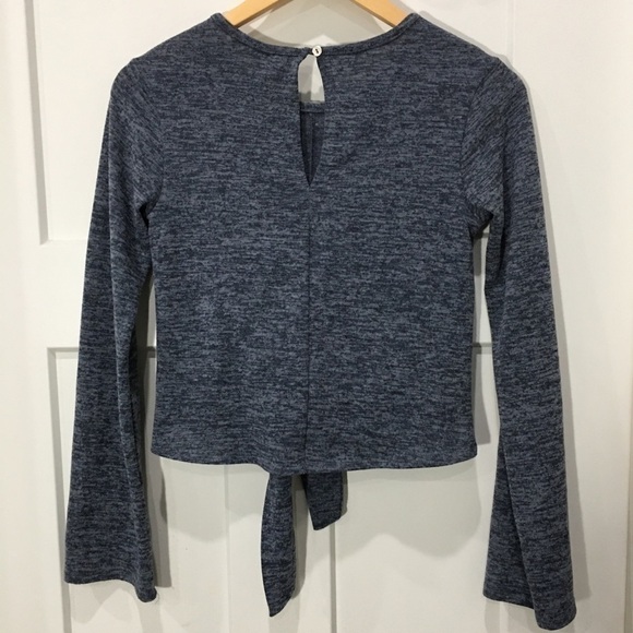 SKY and Sparrow crop blue bottom tie long sleeve - Picture 6 of 6